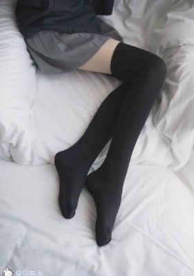 女人张开腿免费的_BD日韩电影在线