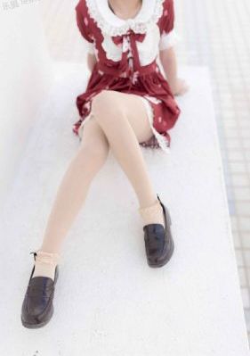 三艳嬉春 电影_720电影完整版在线观看