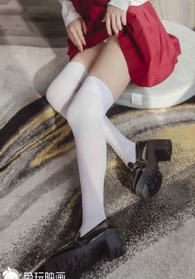 漂亮女秘书的目的_DVD免费观看韩国