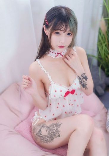 九九伊在人线_BD免费观看最新
