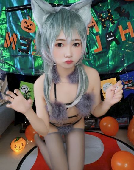 丰满的女秘书_日本电影在线