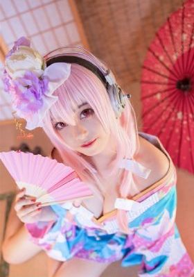 《自由的她们》电影在线观看_剧情片电影完整版